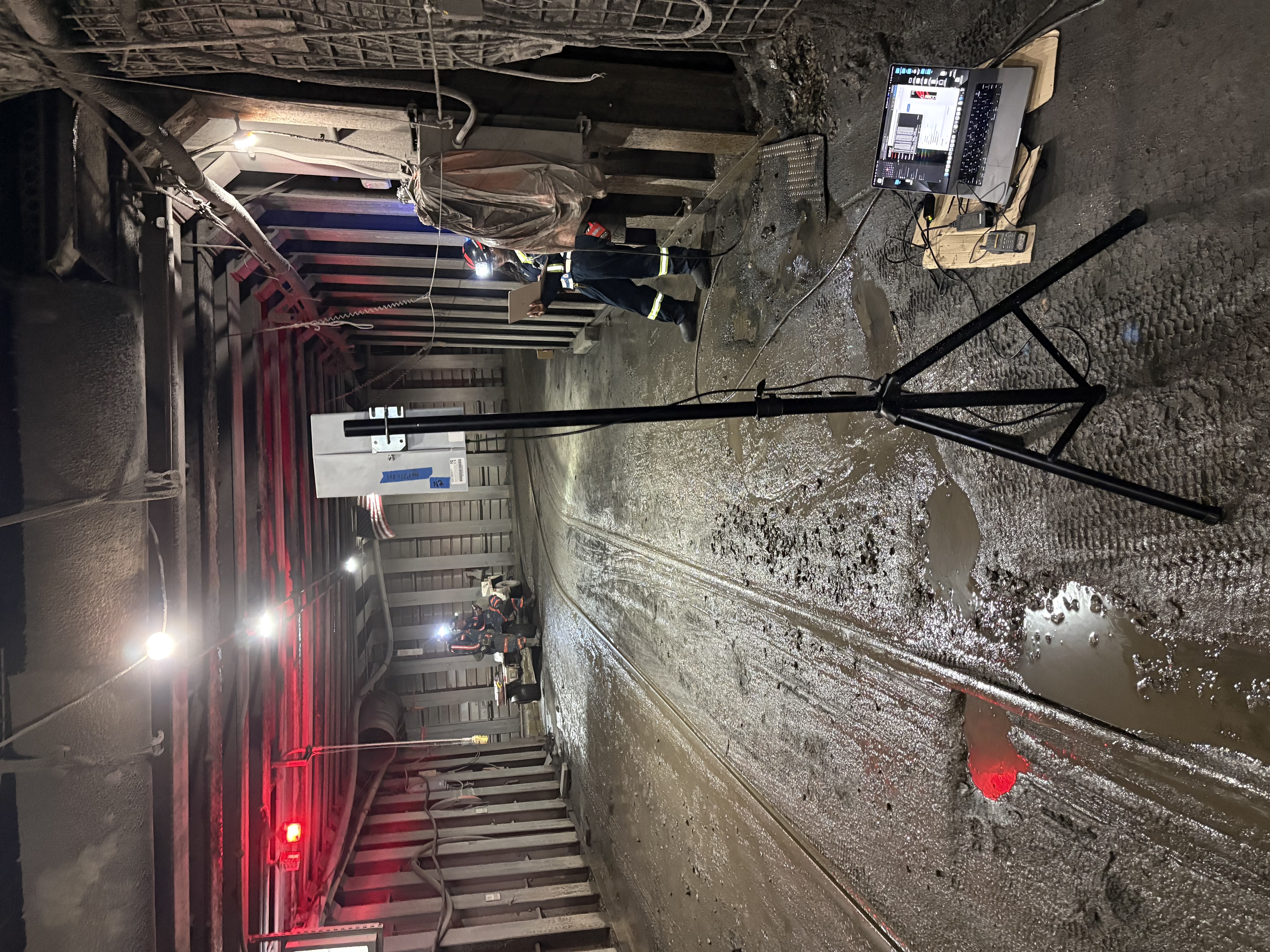 Underground mine tunnel with equipment